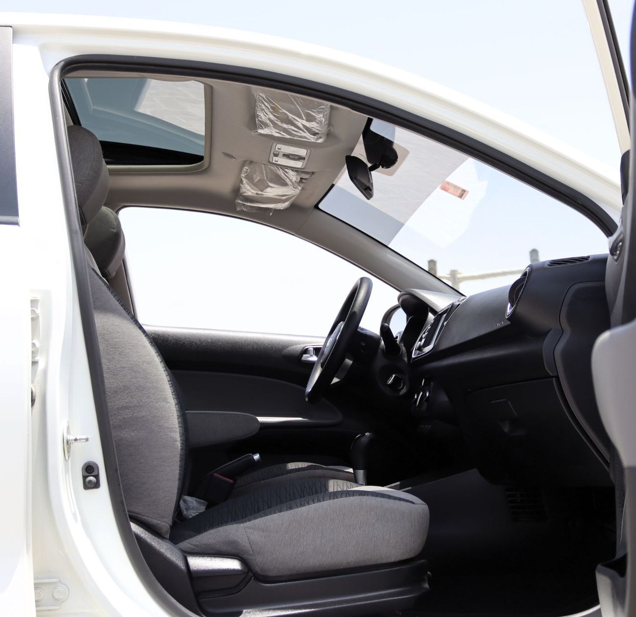 كيا بيجاس كيا بيجاس موديل 2020 خليجى بدون حوادث بحاله ممتازه ممشى 78000 كيلو متر وسعر 29000 درهم