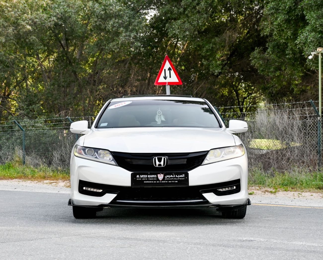 هوندا أكورد كوبيه Honda Accord Coupe Sport 2017 -V4 GCC  accident-free Excellent Condition