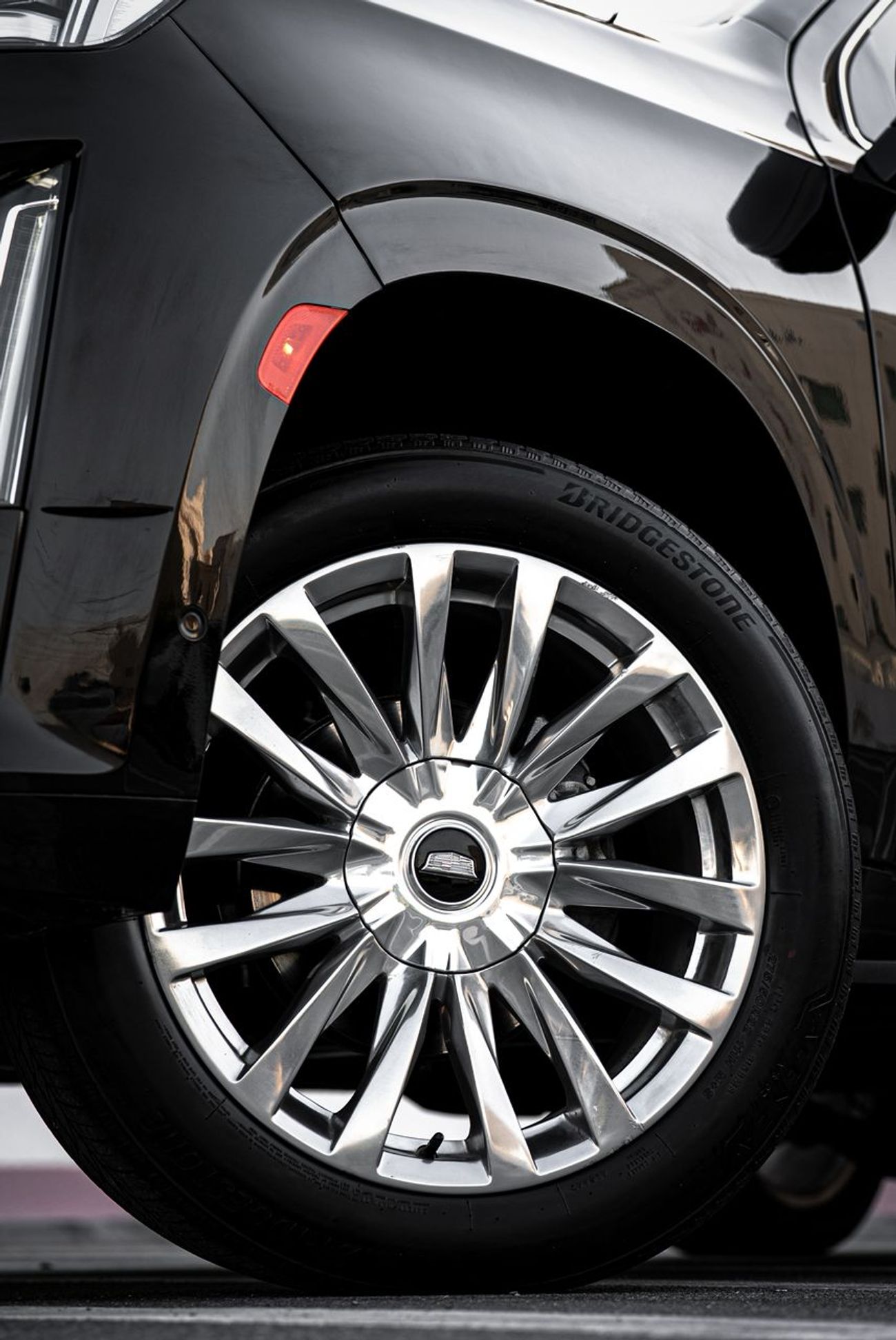 Cadillac Escalade Premium Luxury 6.2L 4WD