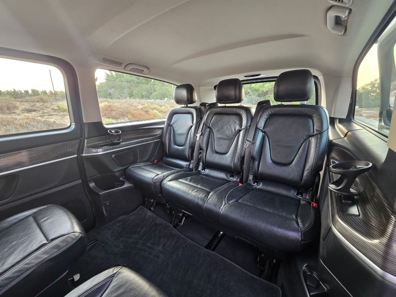 مرسيدس بنز V 250 Std 2.1L