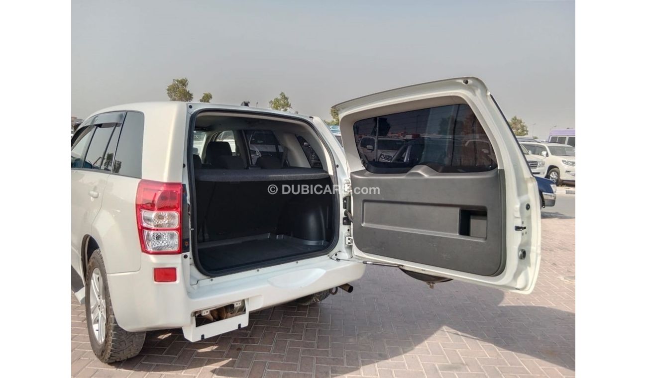 Suzuki Escudo SUZUKI ESCUDO RIGHT HAND DIVE (PM1465)
