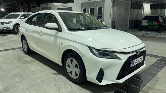 Used 2023 Toyota Yaris E for sale in UAE | Verified Second Hand Toyota Yaris E Price