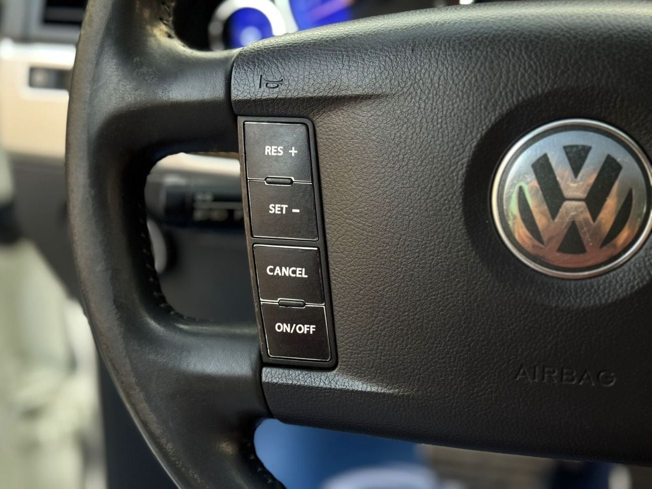 Volkswagen Touareg Volkswagen TOUAREG W12 4WD, W12 Petrol Engine,2005, Auto, Full Leather, Electric Seats, Bluetooth, C