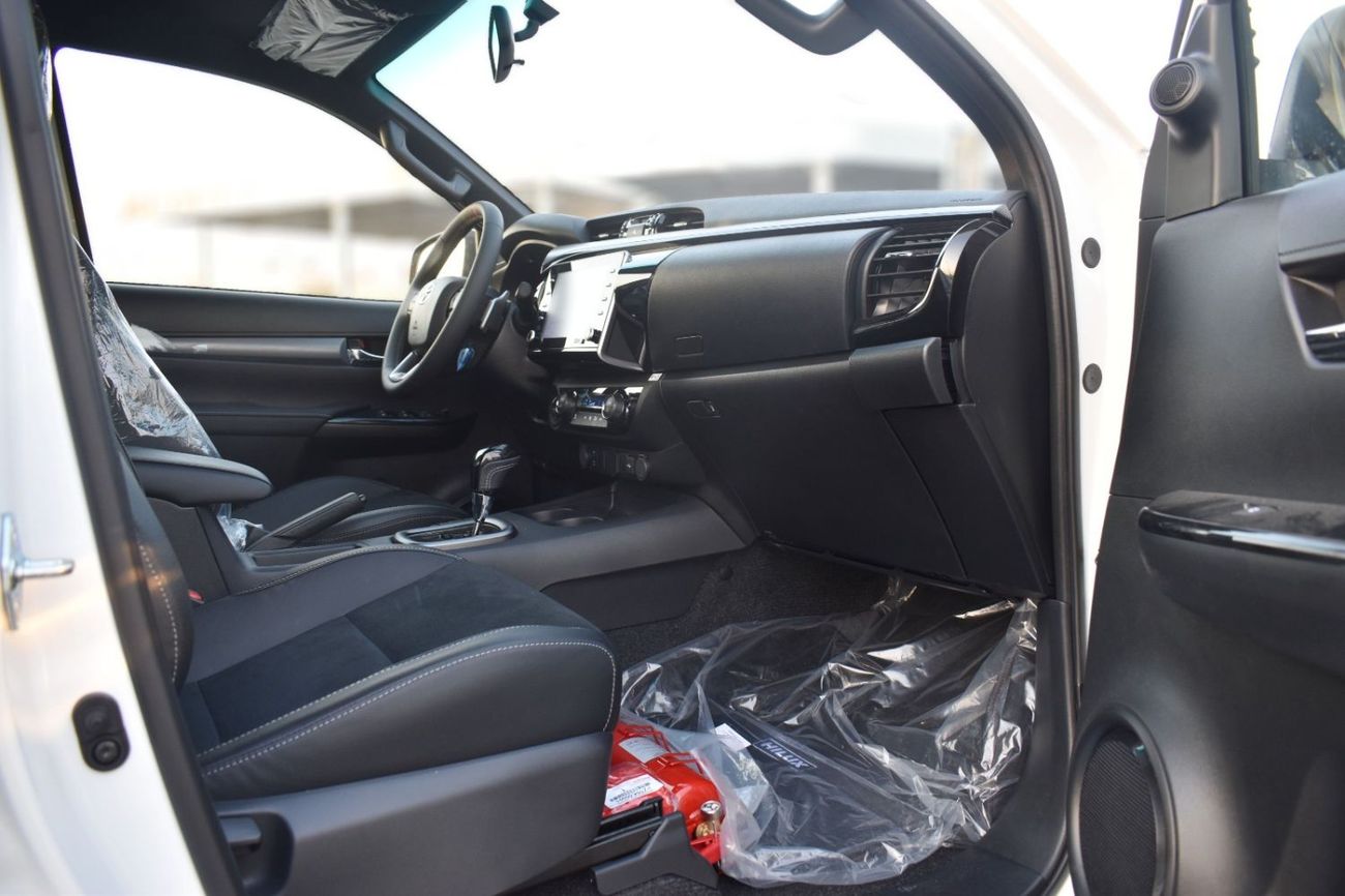 تويوتا هيلوكس Hilux GR 4.0 2024