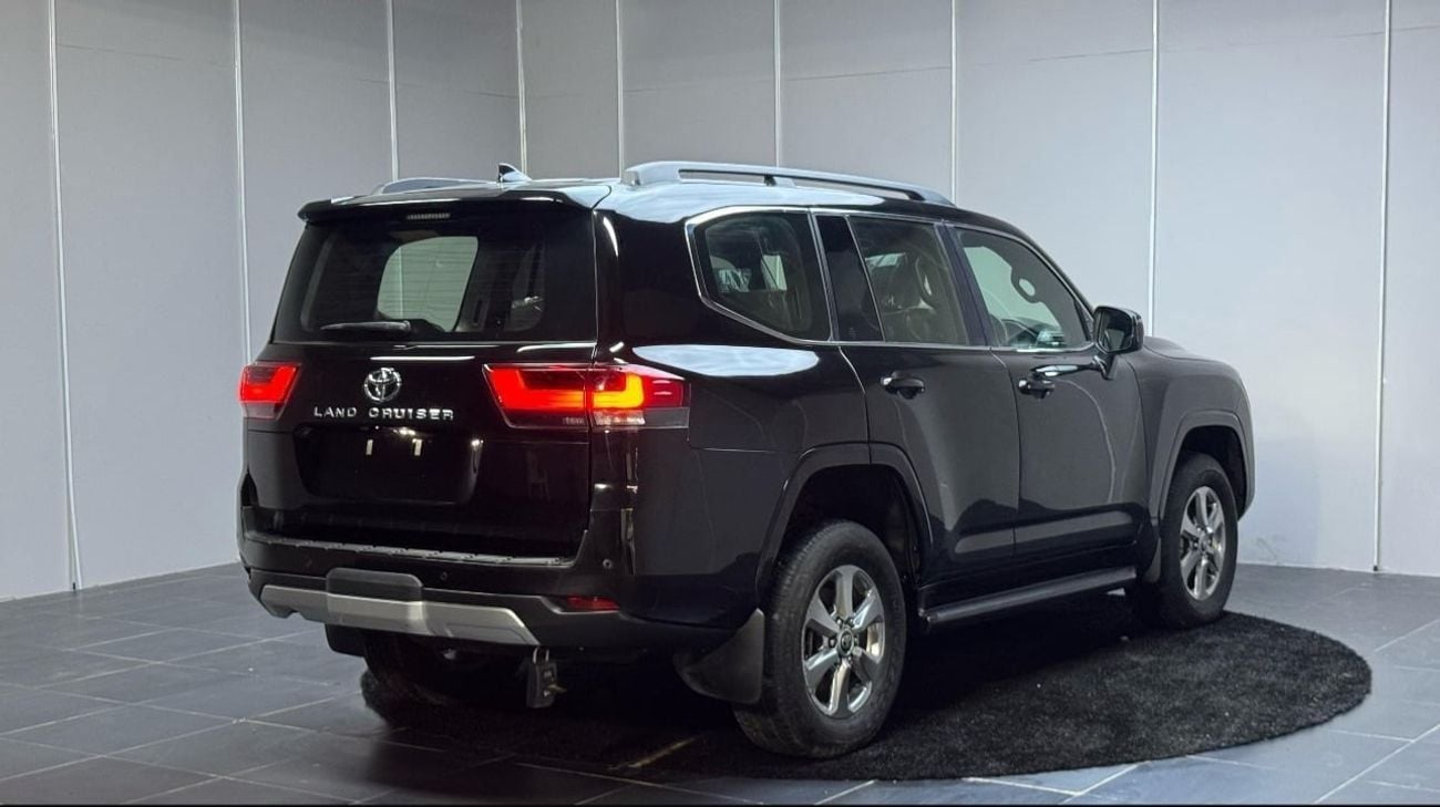 Toyota Land Cruiser VXR Toyota Land Cruiser 2022 diesel twin turbo v6