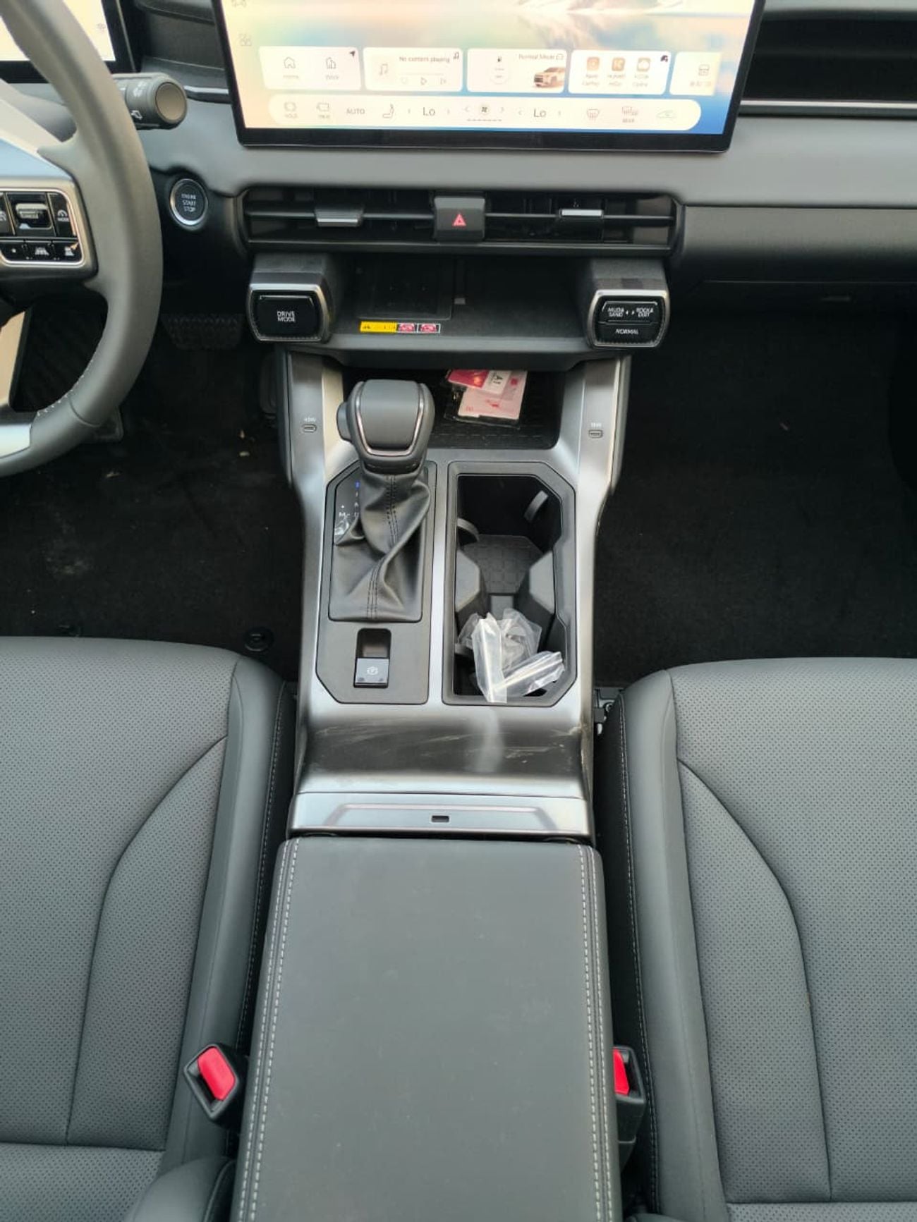 تويوتا راف ٤ XLE 2.0L 4WD Full Option 2026