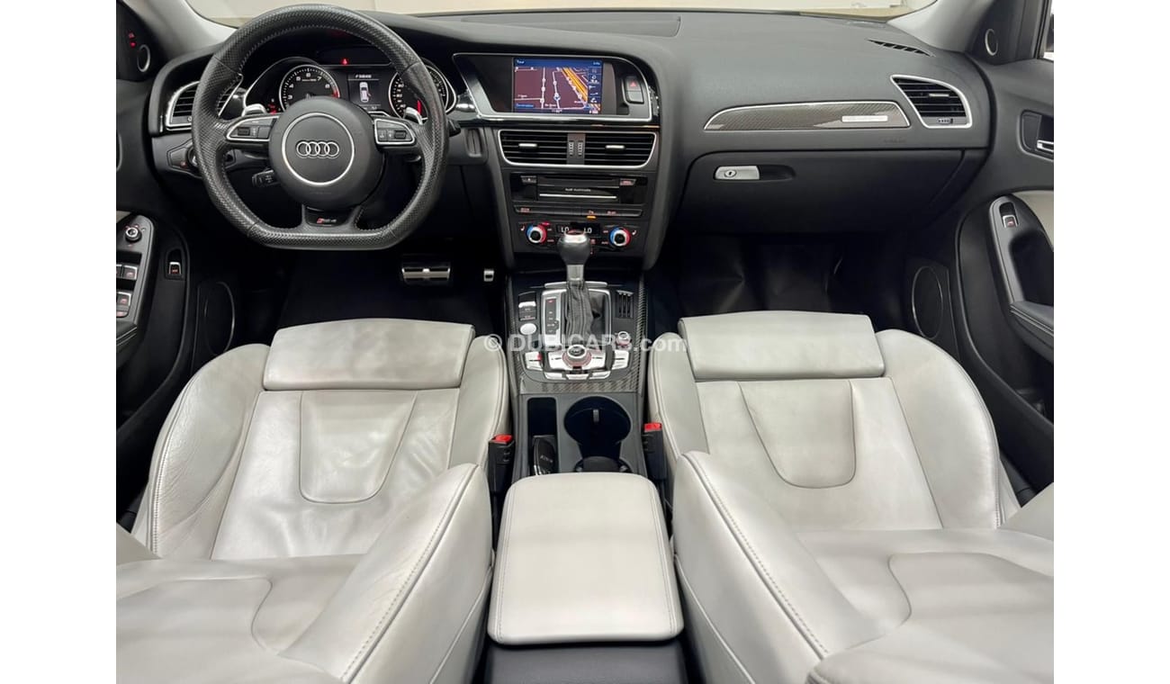 Audi RS4 2016 Audi RS4 Quattro, Full Service History, Warranty, GCC