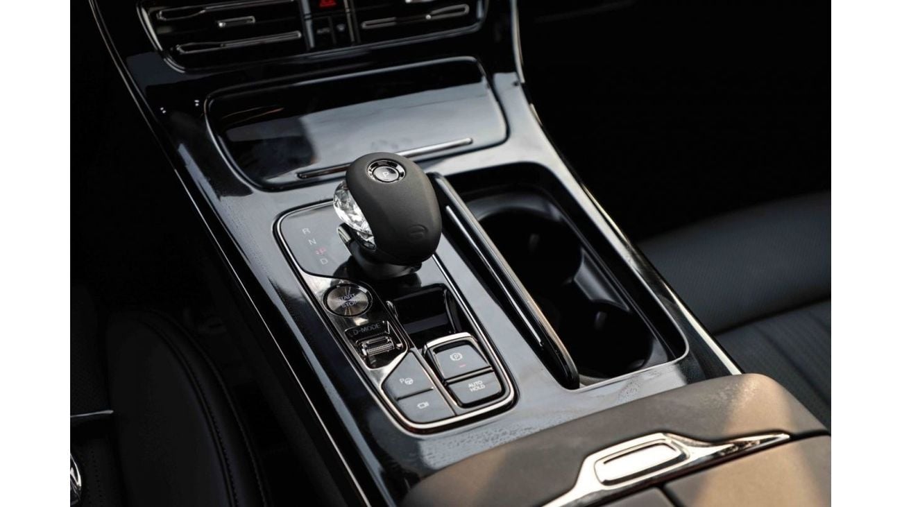 GAC M8 2025 GAC Trumpchi M8 2.0 GX Master - Black inside Black | Export Only