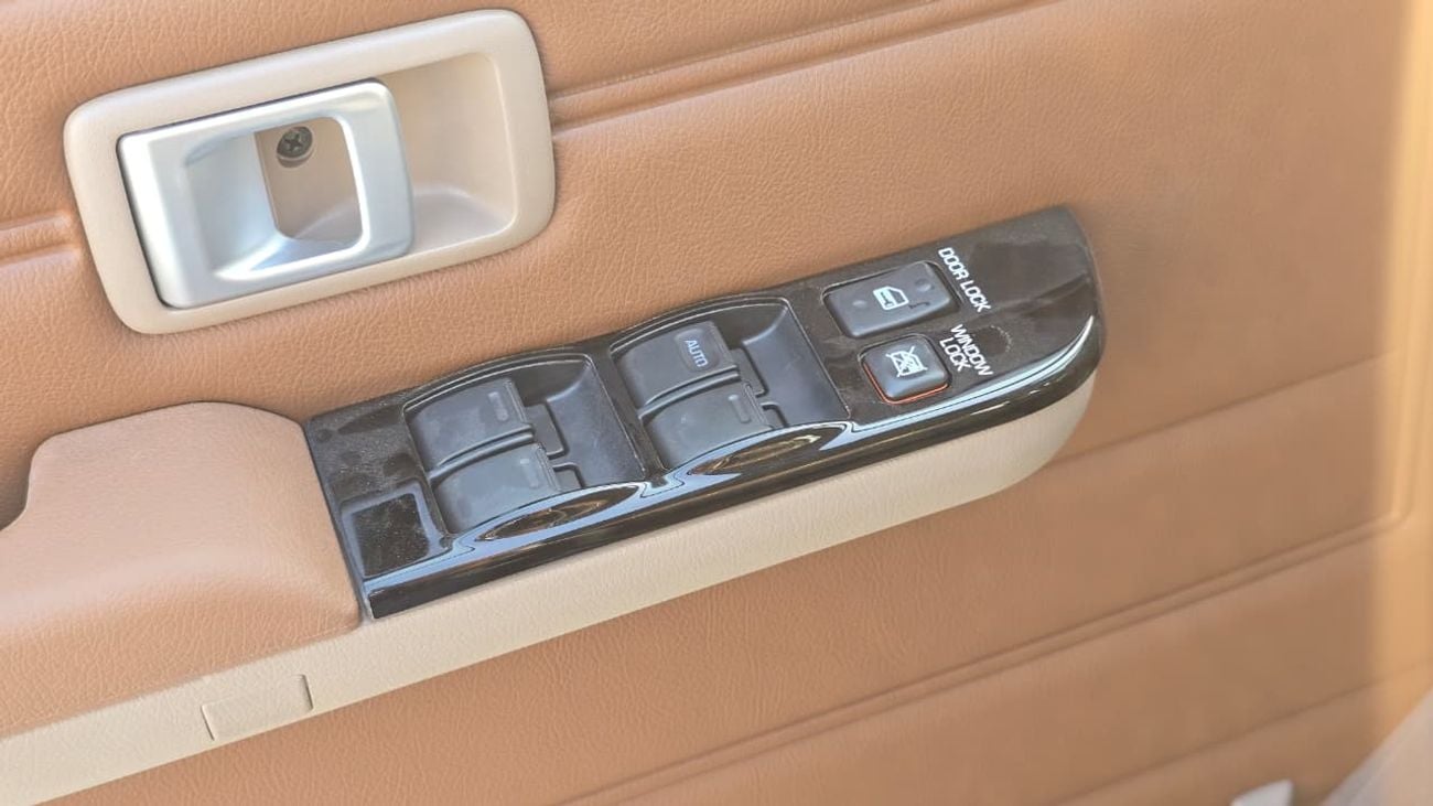 Toyota Land Cruiser 70 LX 2.8L  LX 2.8L