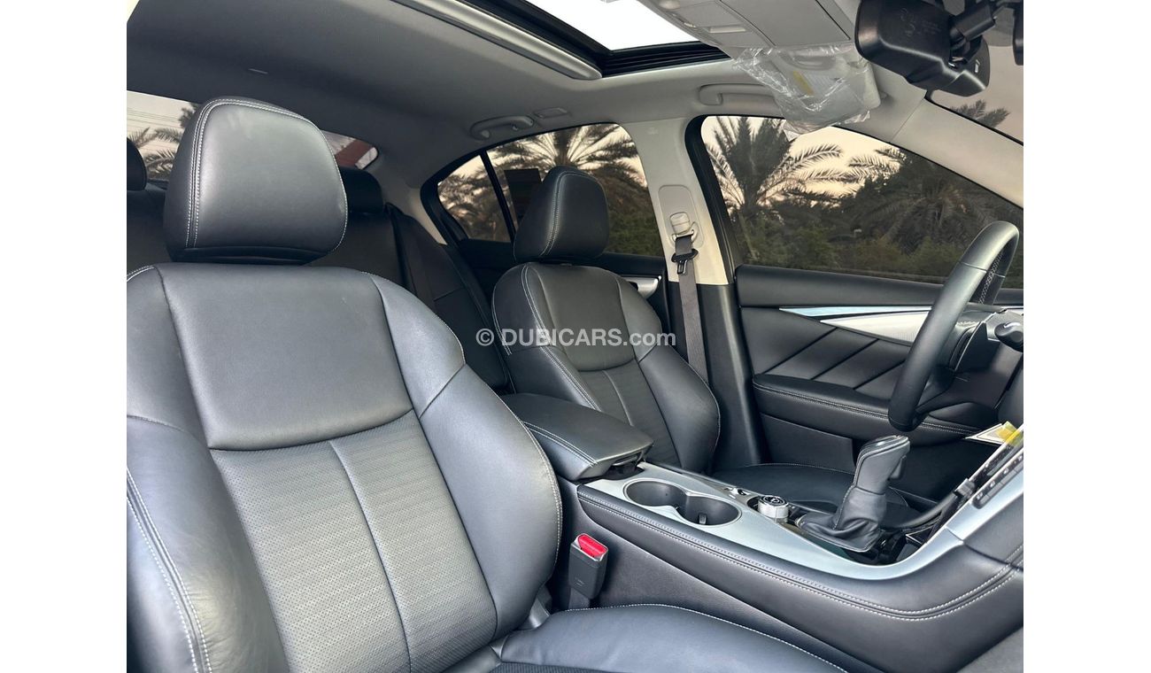 Infiniti Q50 2023 Q-50 S V6 GCC// 3 YEARS WARRANTY AND SERVICE CONTRACT// ORGINAL PAINT// 2KEYS