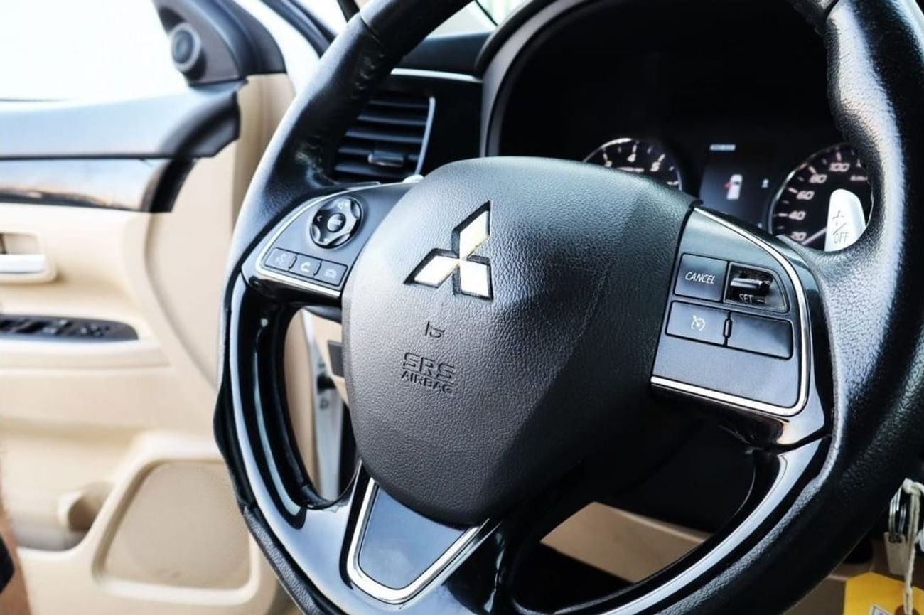 Mitsubishi Outlander GLX Basic GCC 4W