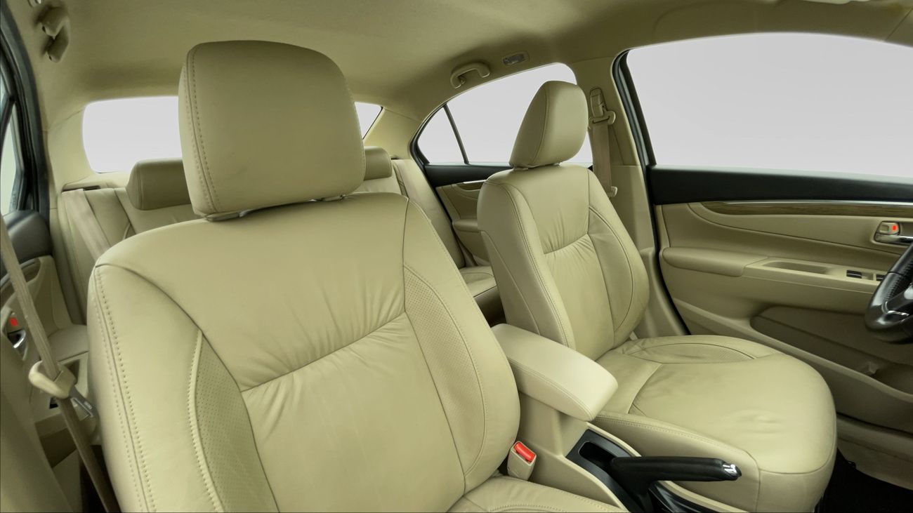 Suzuki Ciaz GLX 1.5 | Zero Down Payment | Home Test Drive