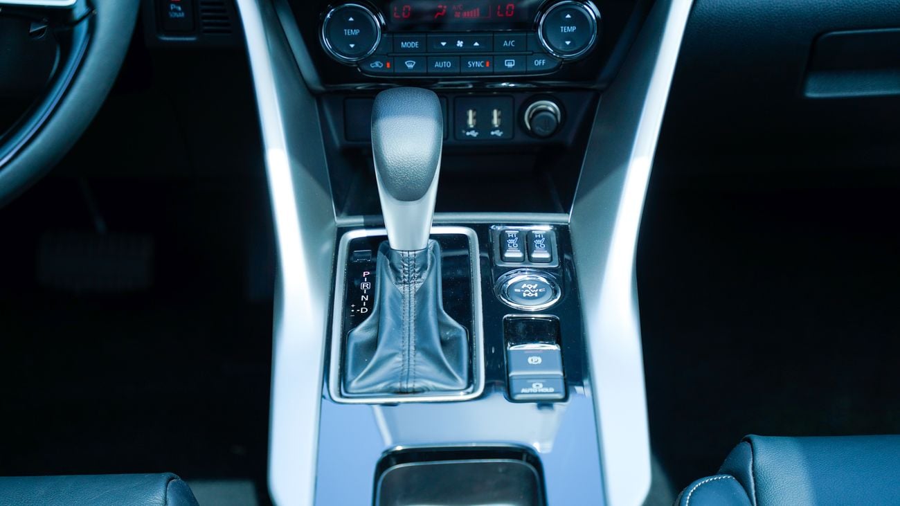 ميتسوبيشي إكلبس كروس