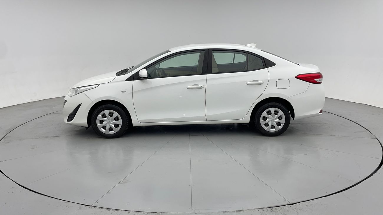 تويوتا يارس SE 1.5 | بدون دفعة مقدمة | اختبار قيادة مجاني للمنزل