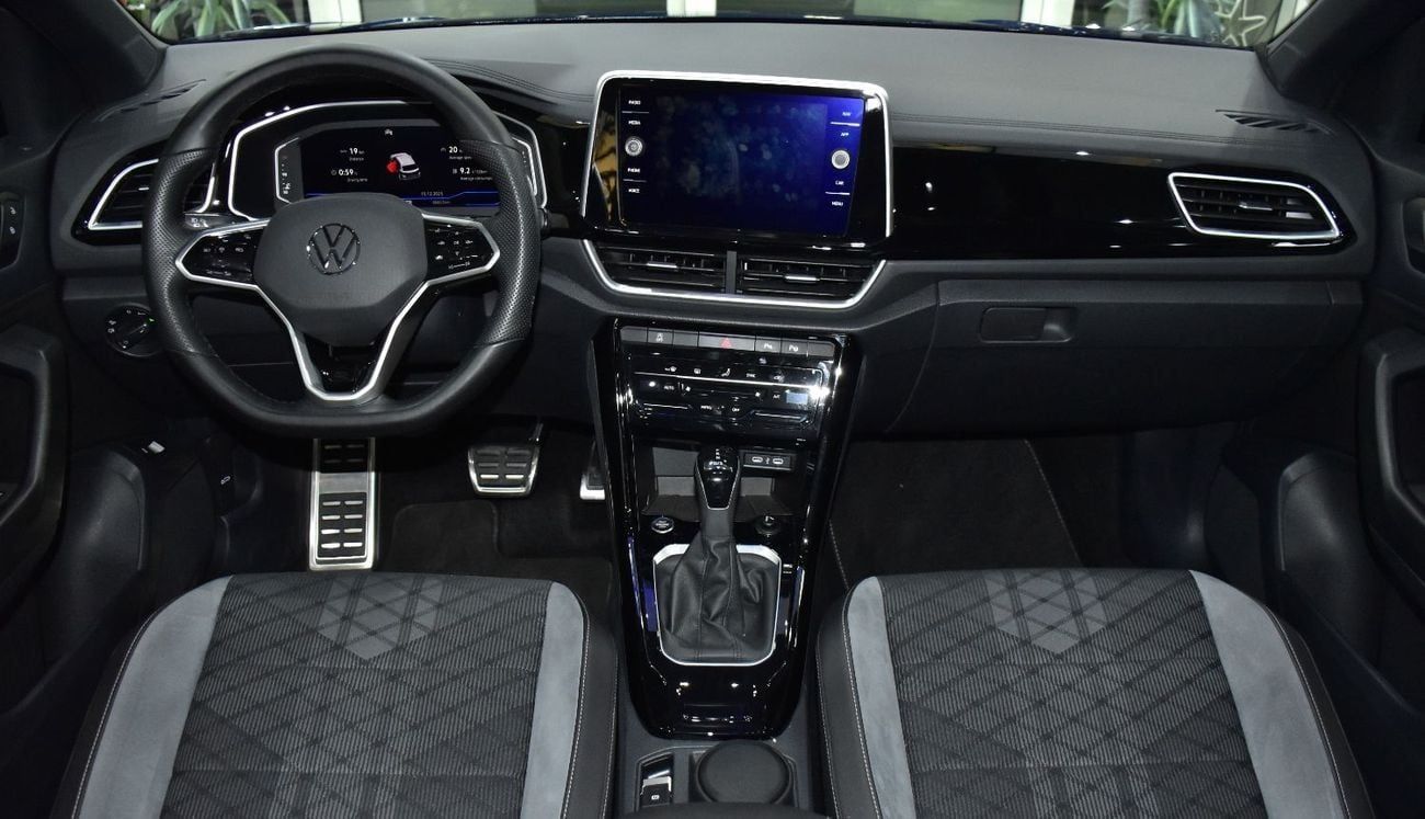 Volkswagen T ROC EXCELLENT DEAL for our Volkswagen T-ROC R-Line ( 2023 Model ) in Blue Color GCC Specs