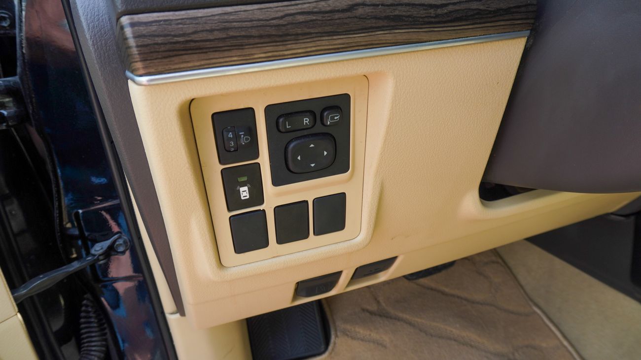 تويوتا برادو VXR 4.0L V6