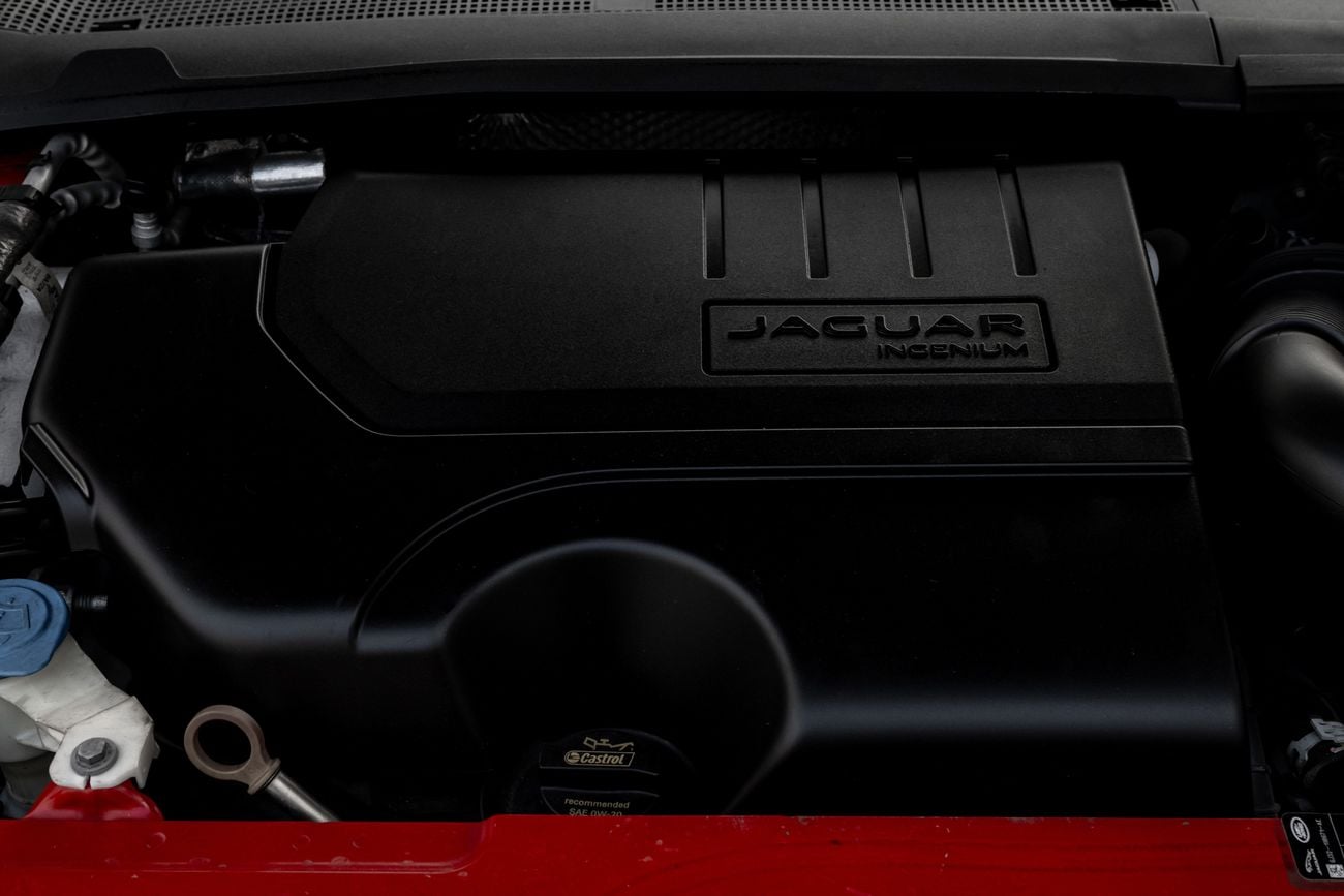 جاكوار E Pace R-DYNAMIC S P200 E-Pace R-Dynamic S | 1,371 P.M | 0% Downpayment | FULL OPTION!