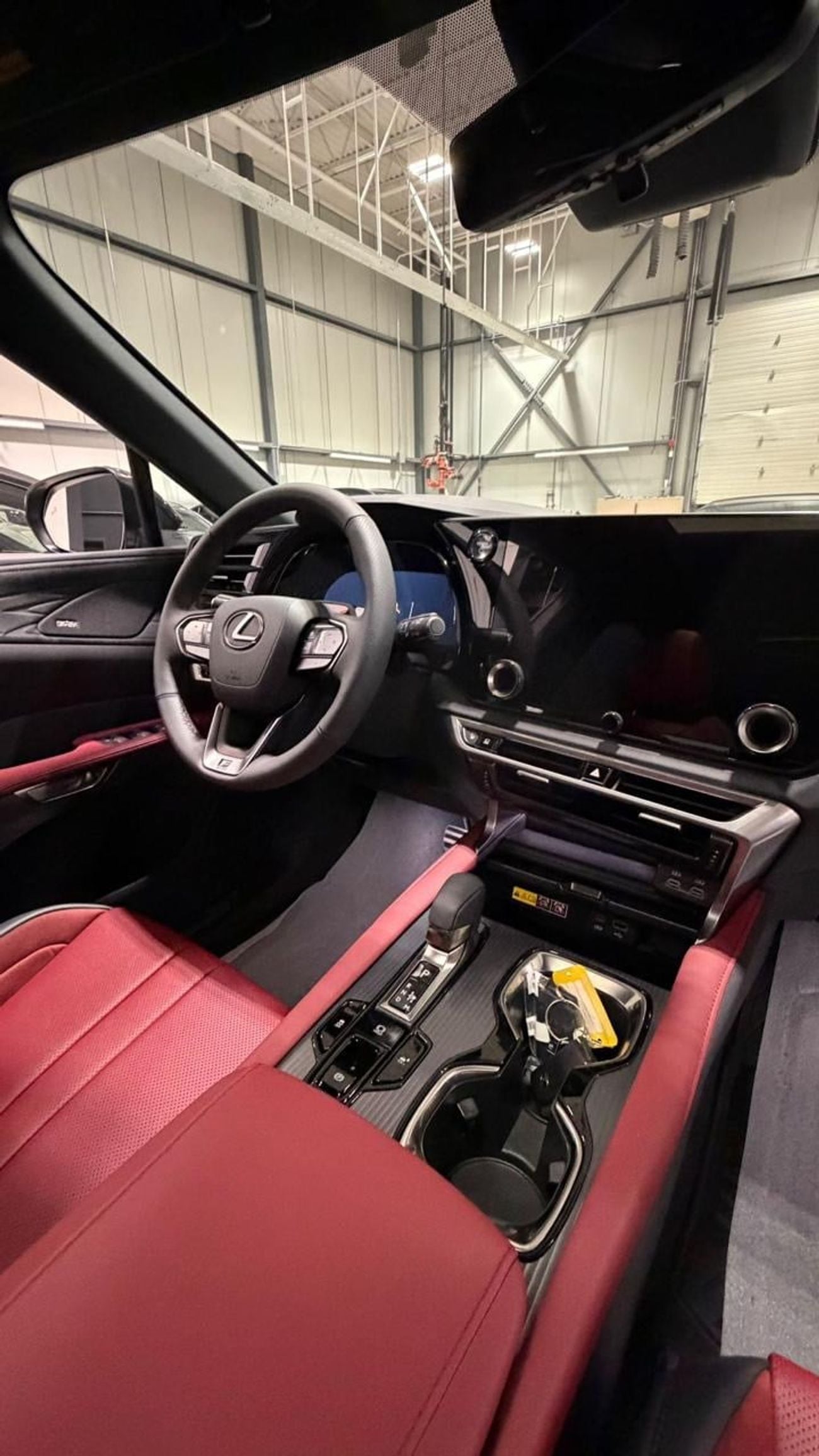 لكزس RX 500h F SPORT PERFORMANCE F SPORT 3 PERFORMANCE