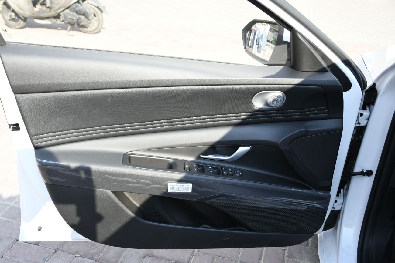 Hyundai Elantra 2025 Hyundai Elantra 1.5L Automatic (Ready Stock)