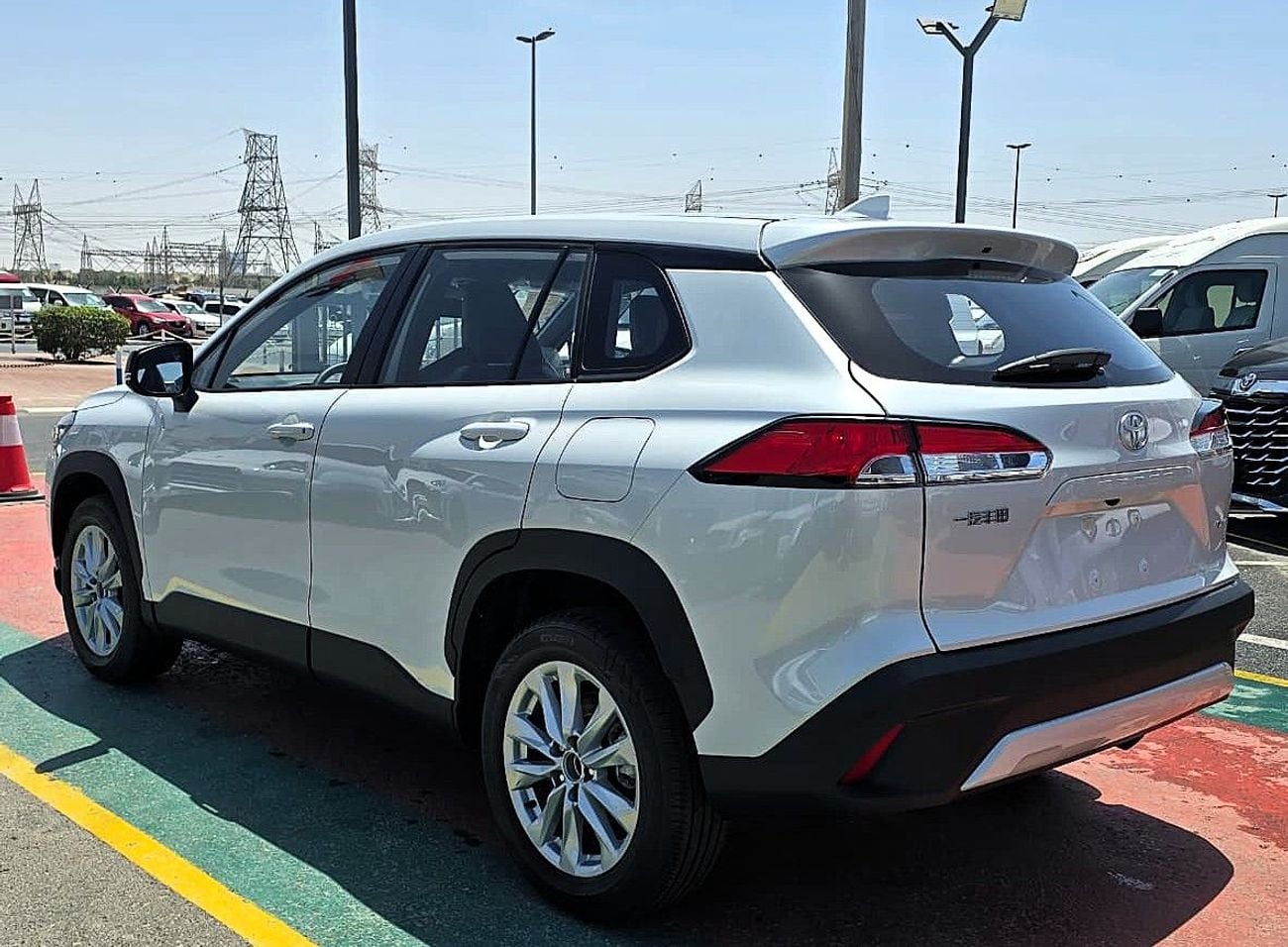 Toyota Corolla Cross Toyota corolla cross HEV 2.0L A/T SUV FWD White Color 2026 Model