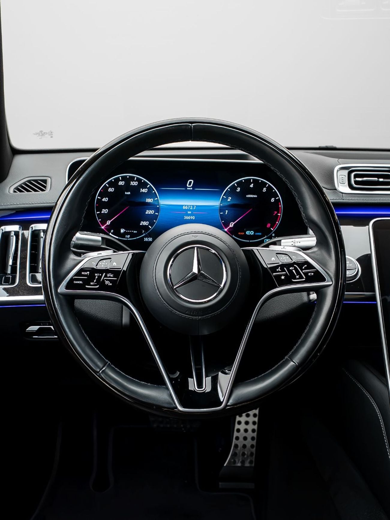 مرسيدس بنز S 500 4MATIC L