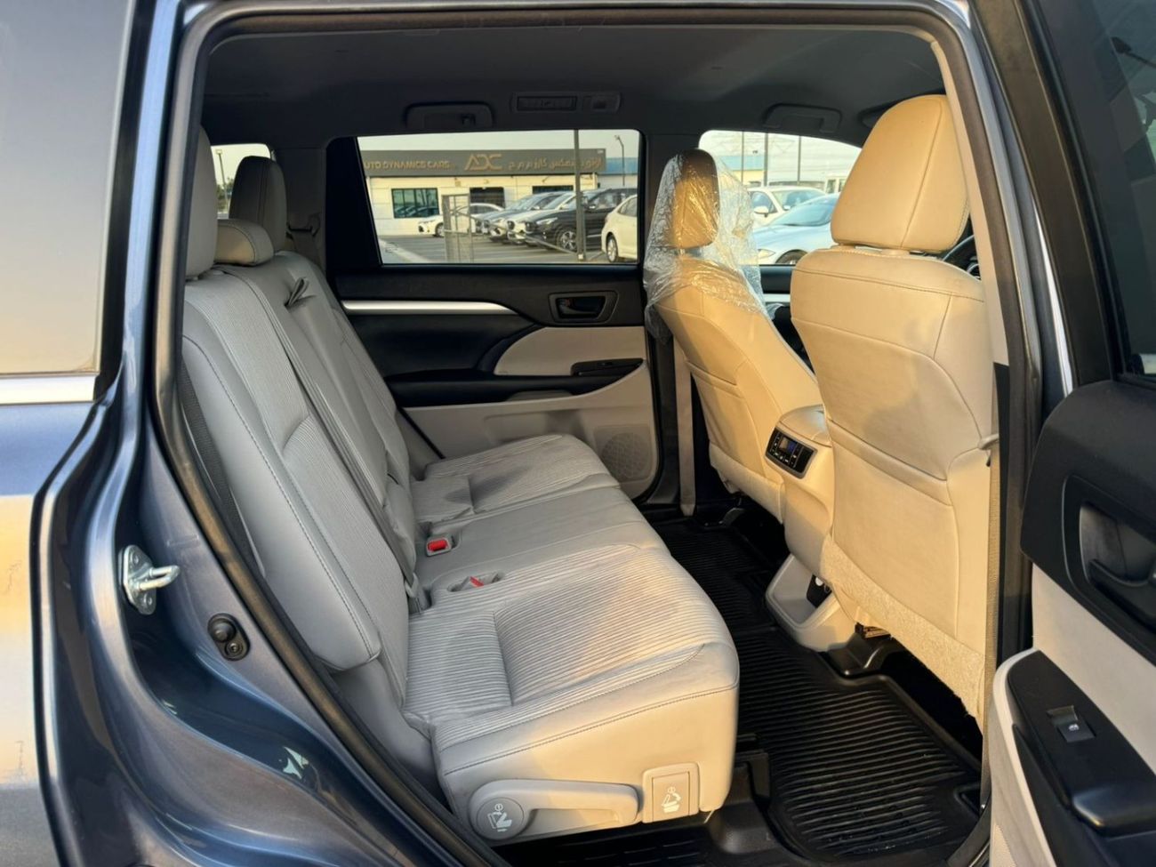 تويوتا هايلاندر TOYOTA HIGHLANDER LE, 4x4, FULL OPTION