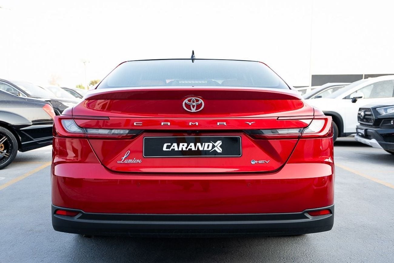 تويوتا كامري Lumiere Hybrid 2.5L Petrol Automatic Transmission 2025