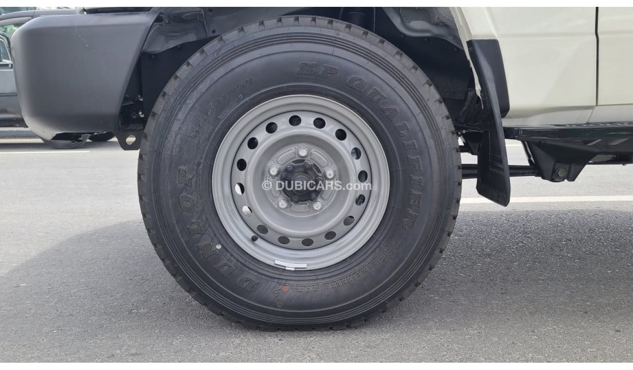 Toyota Land Cruiser 70 TOYOTA LAND CRUISER LC78 HARDTOP 4.2L DIESEL V6 MY 2023 WHITE