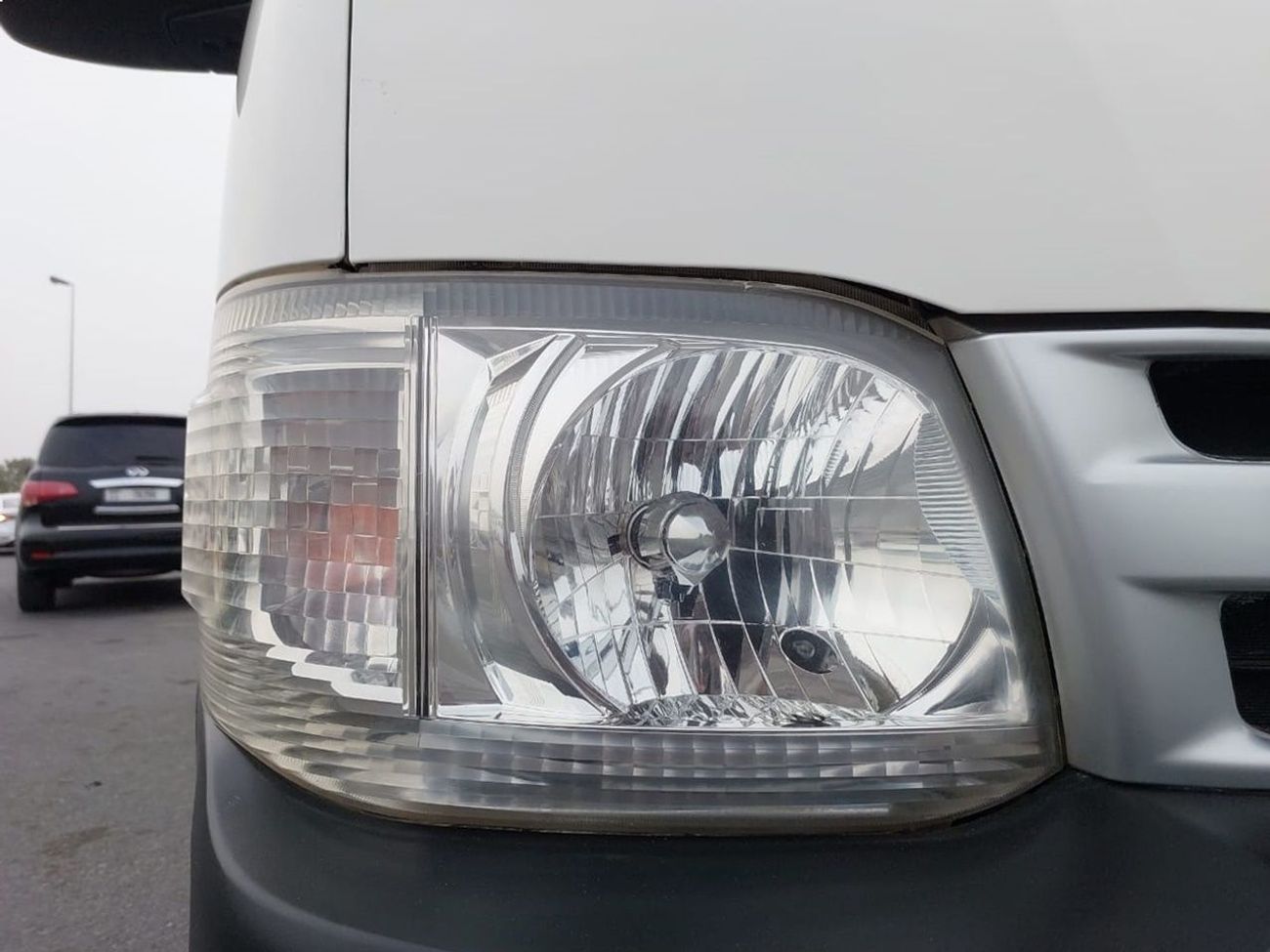 تويوتا هاياس TOYOTA HIACE COMMUTER VAN RHD 2012 MODEL 3.0 L DIESEL AUTOMATIC(PM14430)