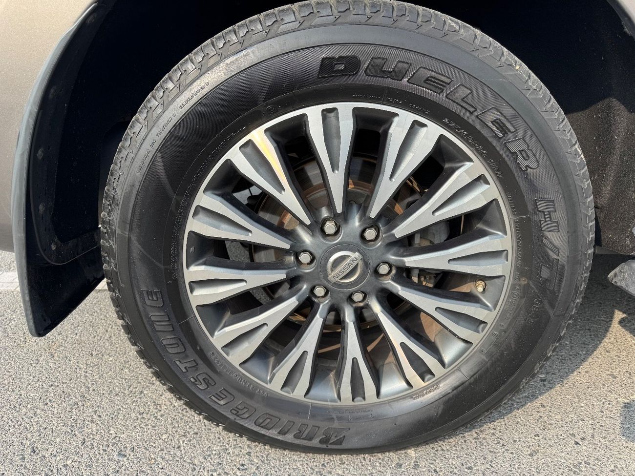 نيسان باترول LE Platinum 5.6L