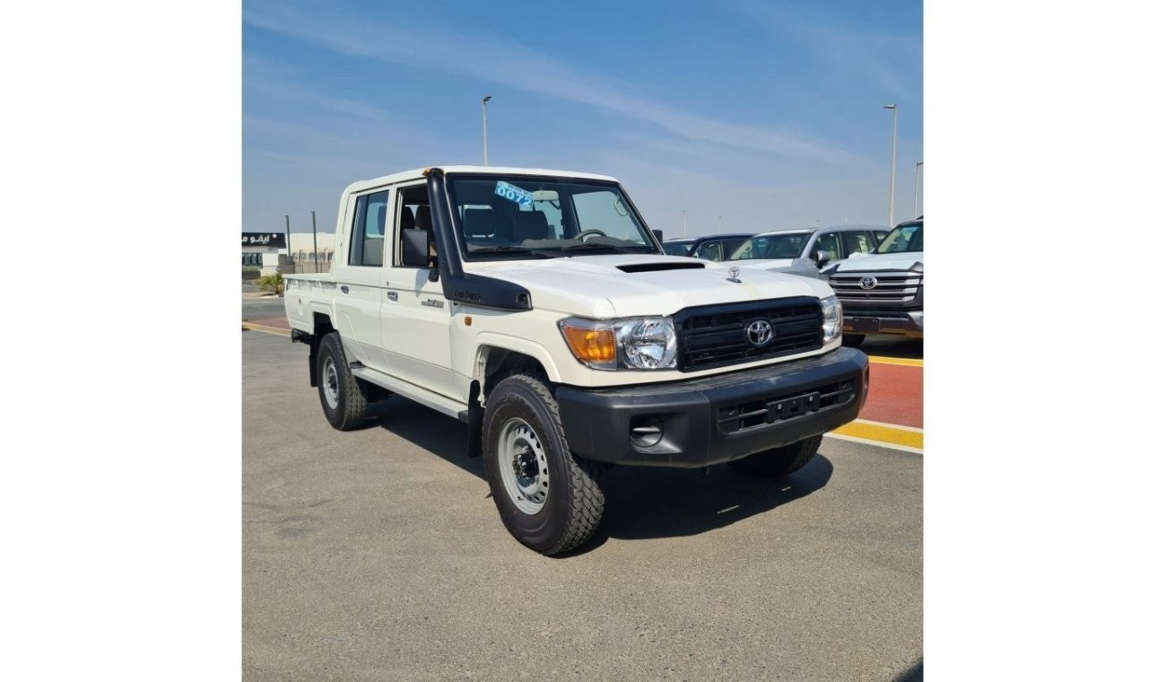 Toyota Land Cruiser Pick Up DC TOYOTA LAND CRUISER PICK UP DOUBLE CABIN 4.5L DIESEL (2023) | HZJ79 | FOR EXPORT ONLY