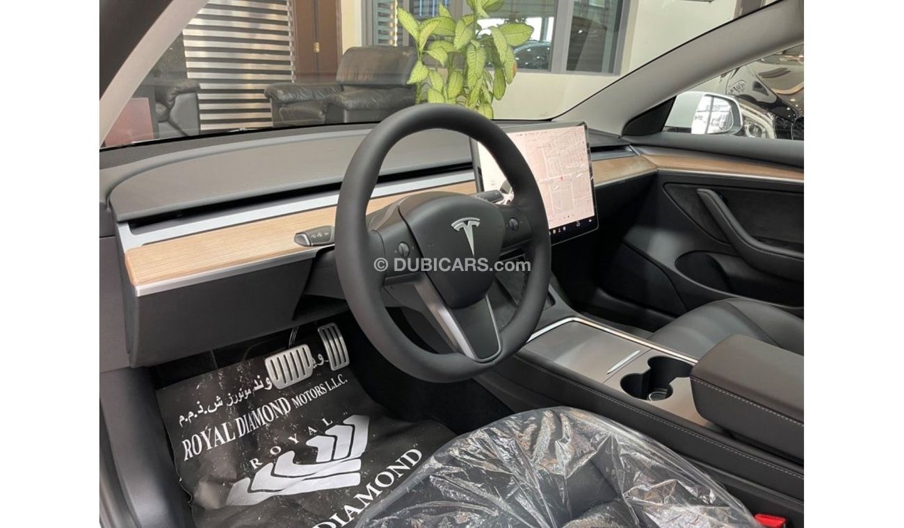 New Tesla model 3 performance GCC 2022 under warranty 2022 for sale in