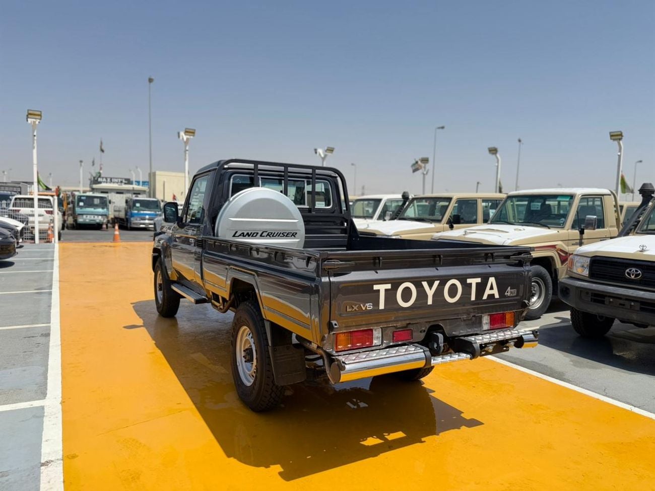 Toyota Land Cruiser Pick Up Std 4.0L Double Cab Utility 4WD