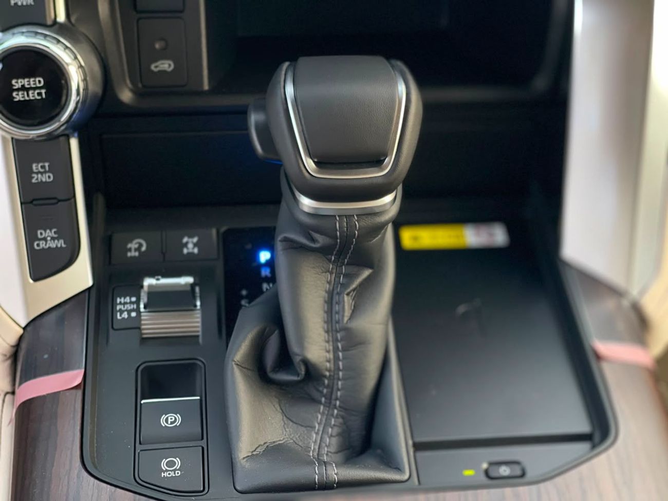 Toyota Land Cruiser VXR