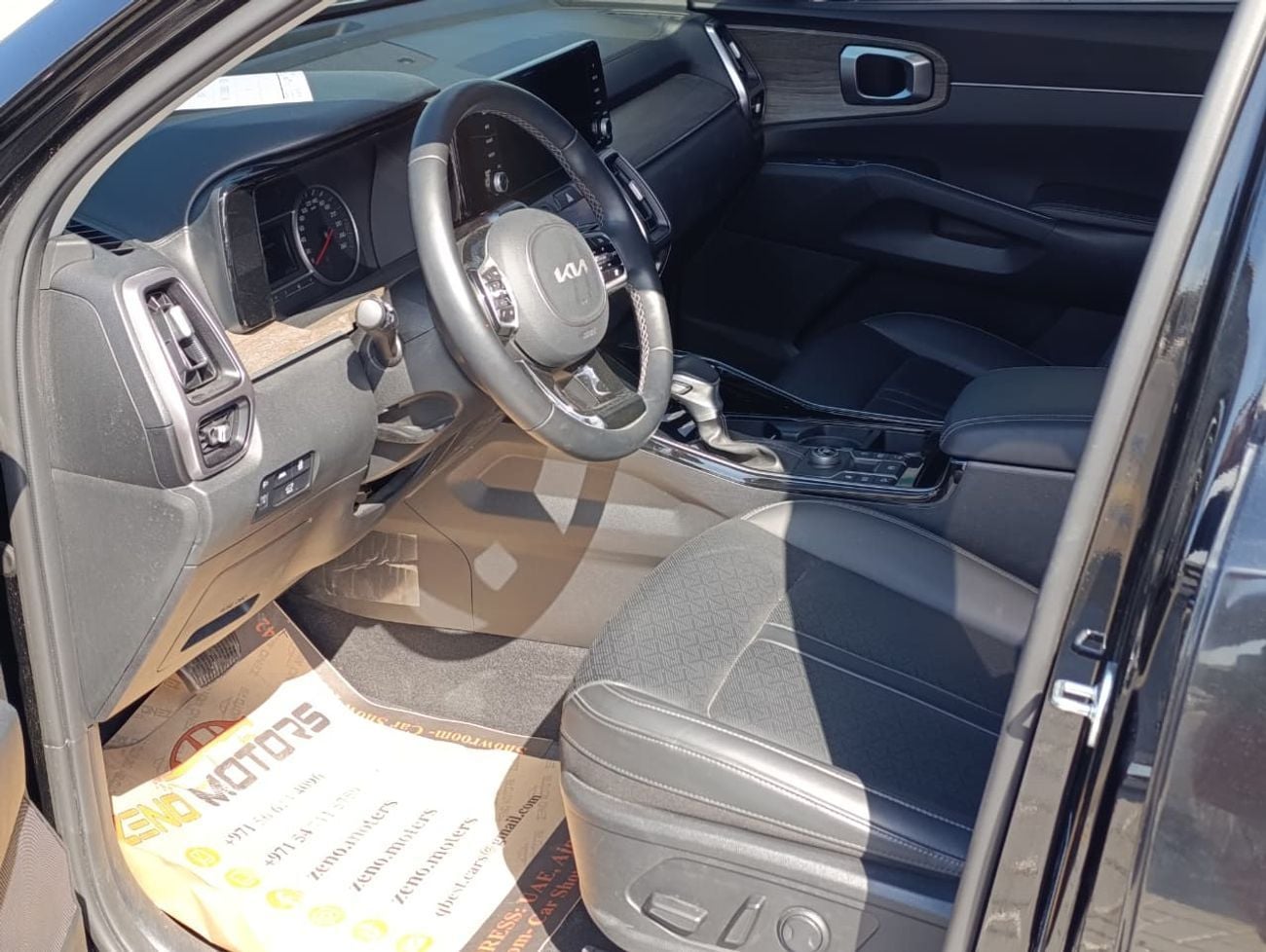 Kia Sorento LX Base 2.4L AWD Base 2.2L AWD