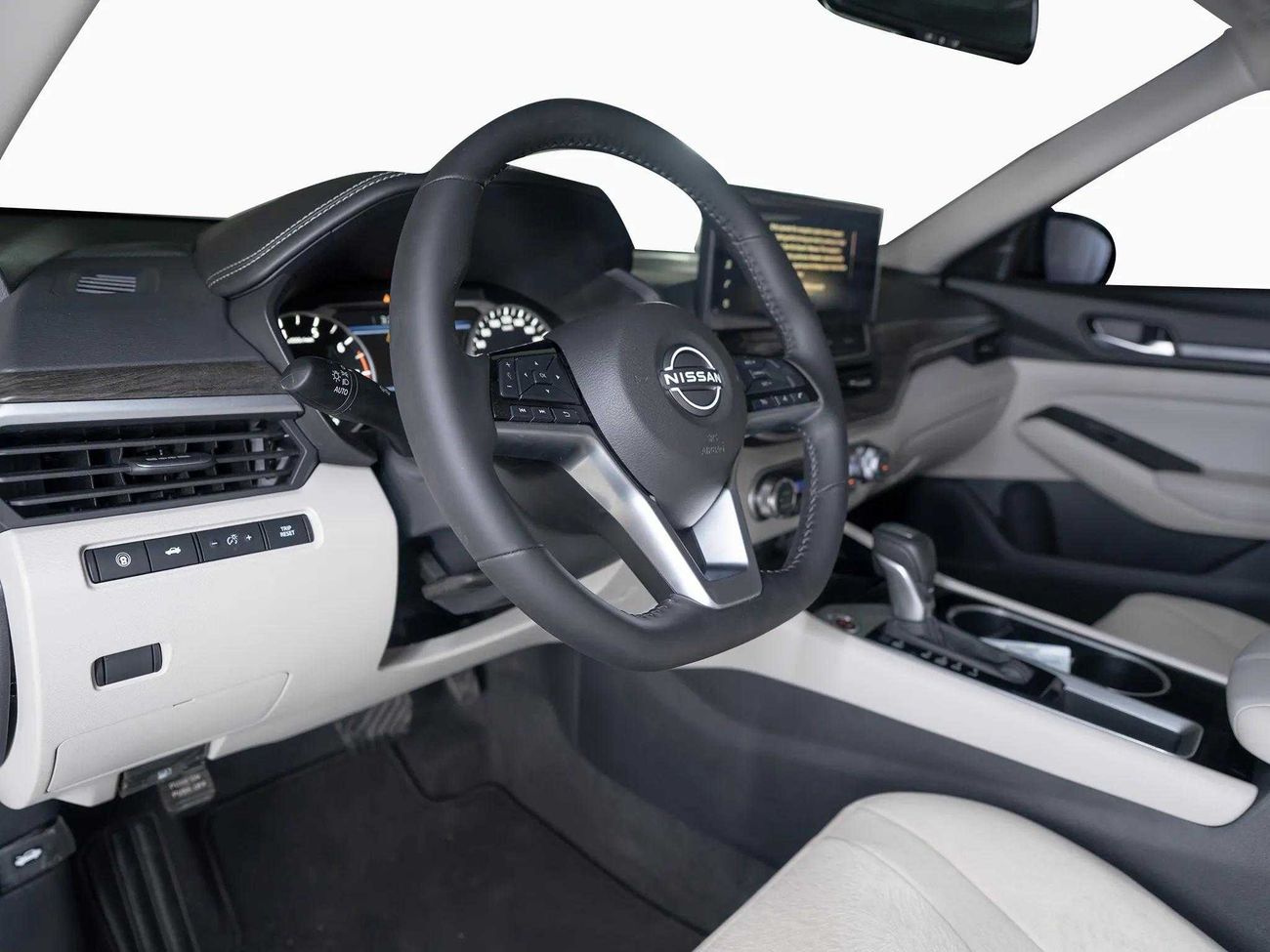 نيسان ألتيما SV 2.5