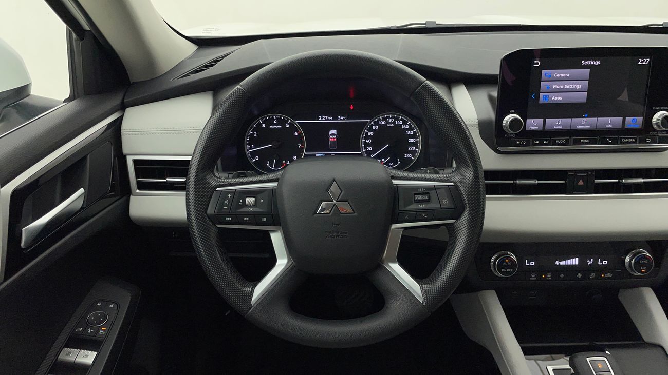 Mitsubishi Outlander ML WITH FABRIC SEAT 2.5 | Zero Down Payment | Home Test Drive