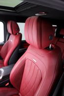 Mercedes Benz G63 AMG G63 MANUFAKTUR EDITION + DOUBLE NIGHT PACKAGE + CARBON INTERIOR+ 5 YEARS GARGASH WARRANTY + SERVICE