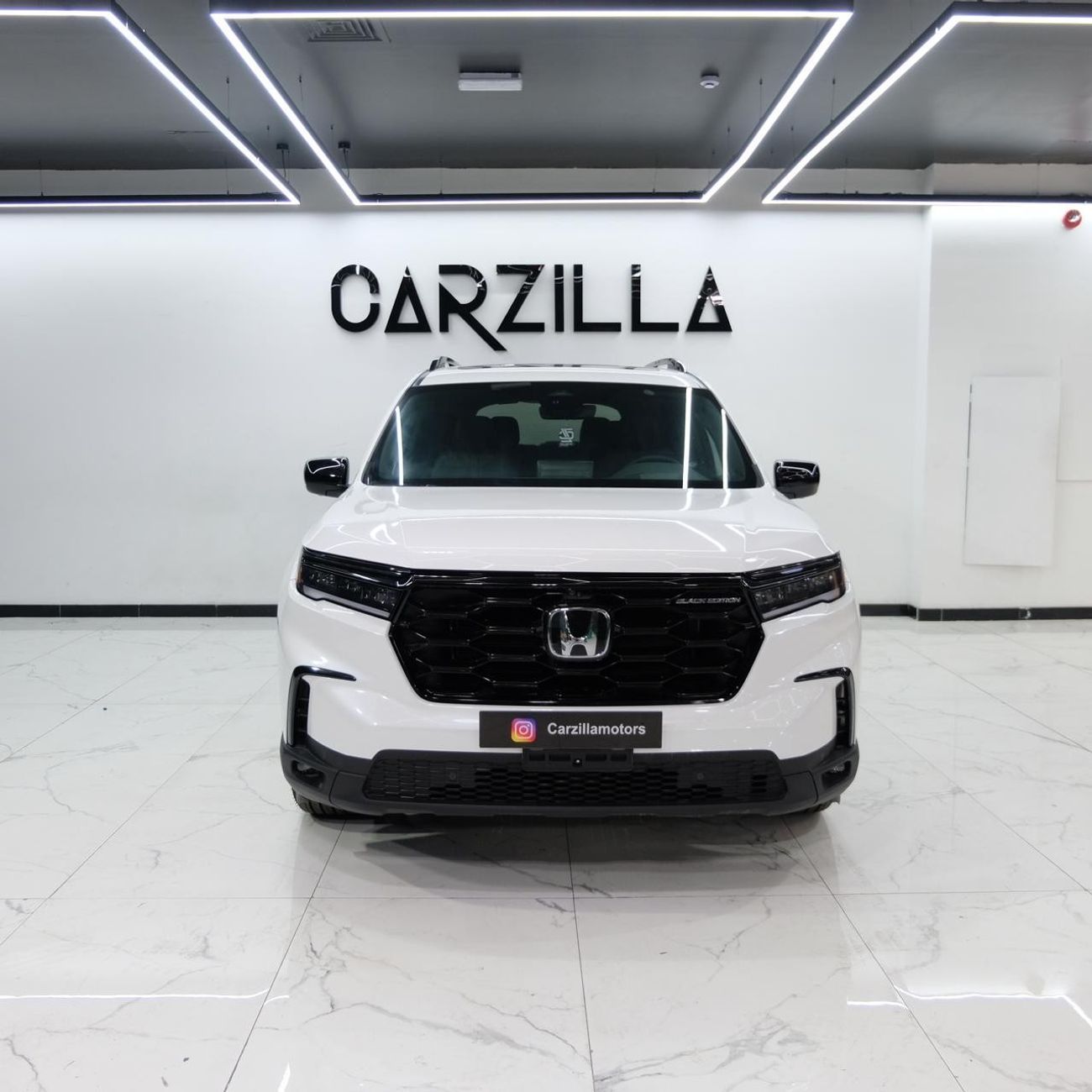 هوندا بايلوت Honda Pilot White 2024 Black Edition-3.5L-4WD-Car is in Excellent Condition, Accident Free, Brand Ne