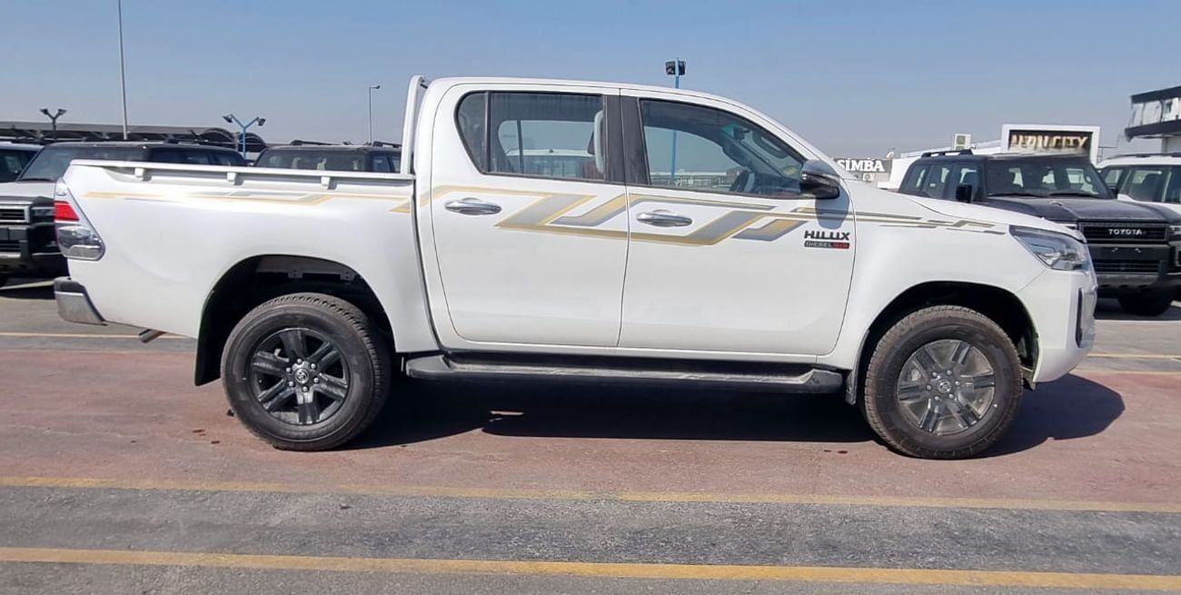 تويوتا هيلوكس TOYOTA HILUX 2.4L DIESEL DOUBLE CABIN 4X4 GLX FULL OPTION MY 2025