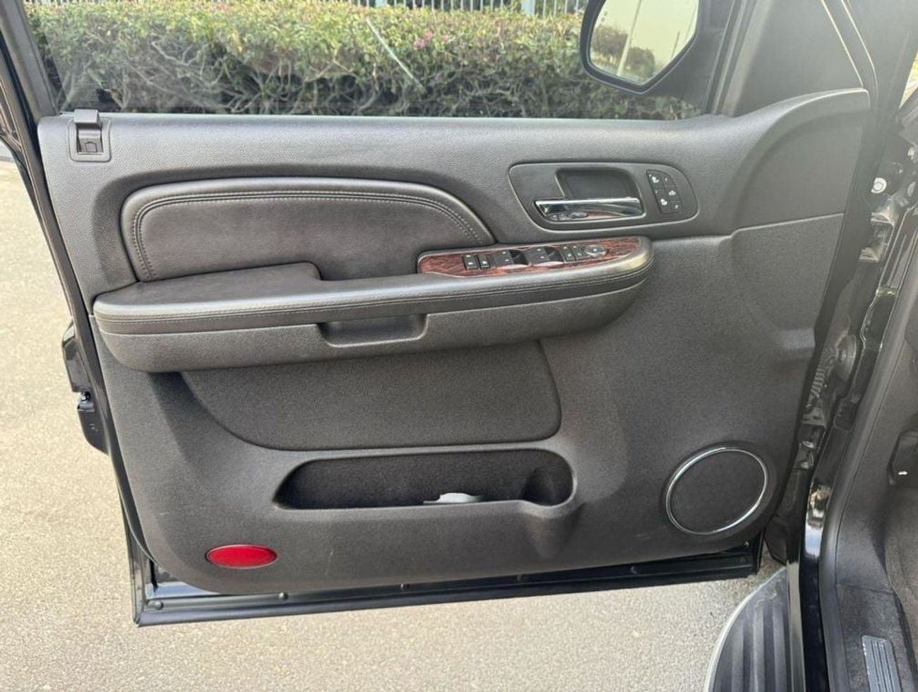 GMC Yukon GCC SPEC NEAT AND CLEAN