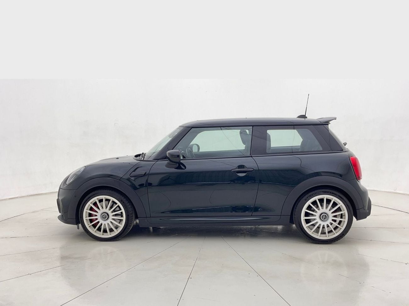 Mini Cooper 2L 2024 | 0 DP | 1523/Month | 30 Day Return | Service History