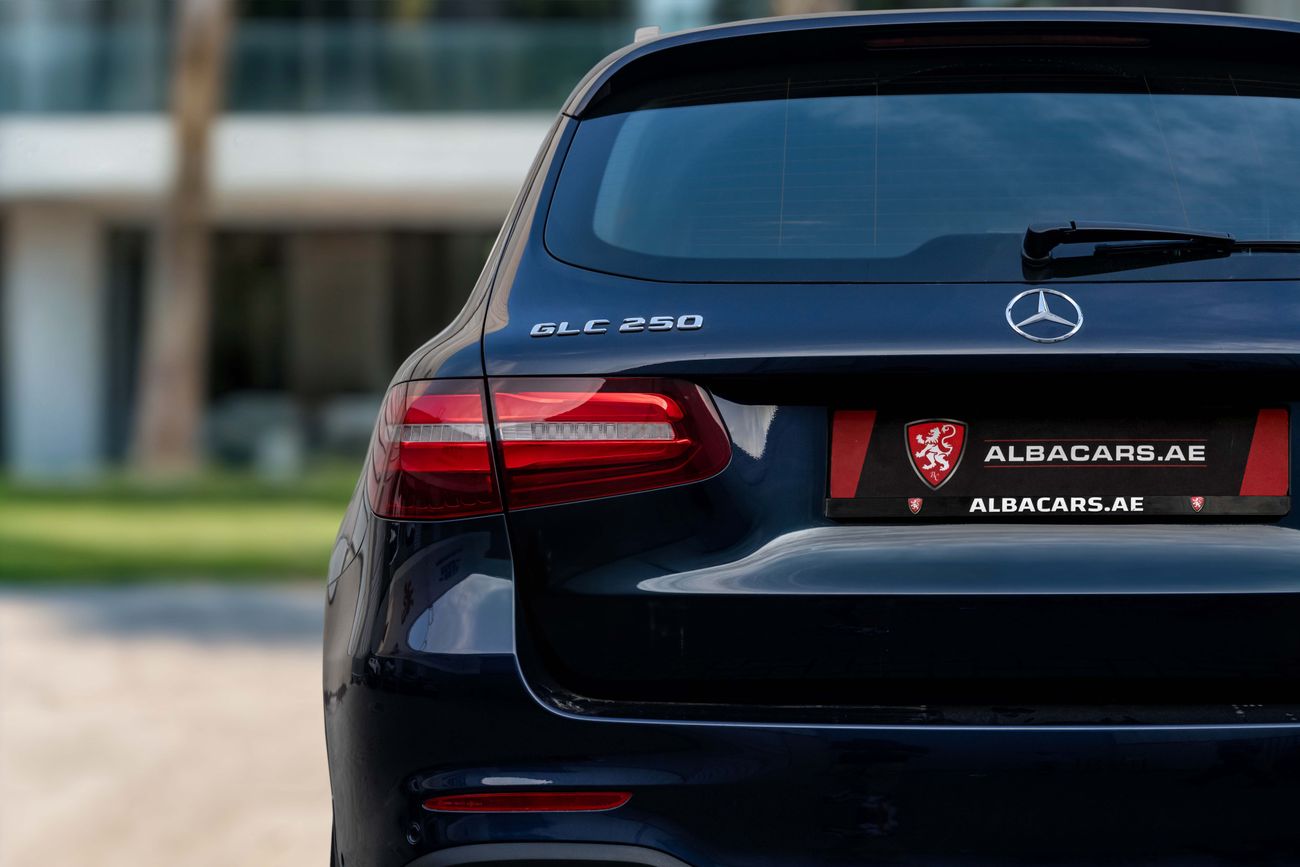 مرسيدس بنز GLC 250 GLC 250 4MATIC | 2,138 P.M | 0% Downpayment | Warranty | Pristine!