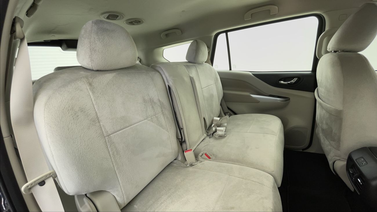 نيسان إكستيرا TITANIUM 2.5 | بدون دفعة مقدمة | اختبار القيادة في المنزل