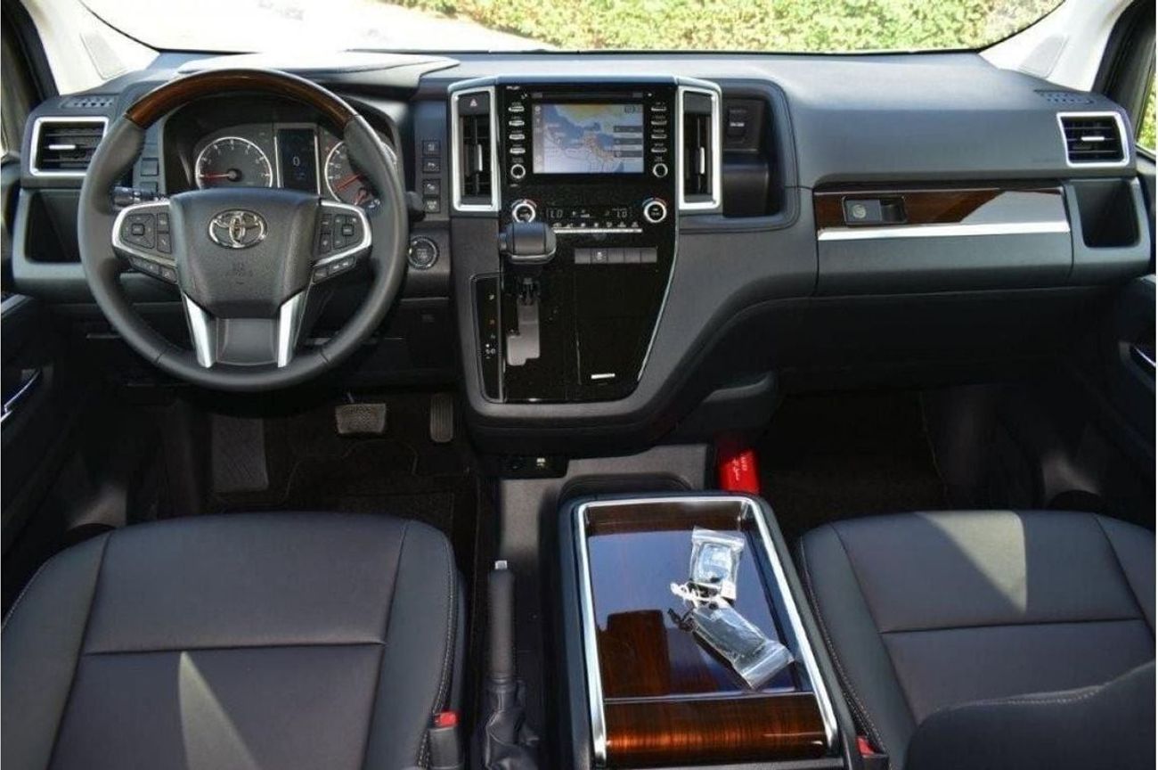 Toyota Granvia PREMIUM V6 3.5L, PETROL, 6-SEATER, AUTOMATIC, SLIDE SIDE DOORS, LEATHER SEAT, MODEL 2025