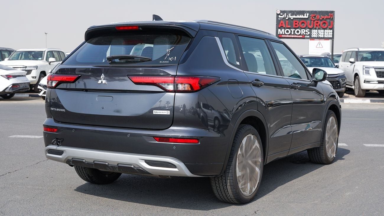 ميتسوبيشي آوتلاندر جديد كلياً 2025 Mitsubishi Outlander P-Line 2.5L 7-ركاب SUV مواصفات الخليج