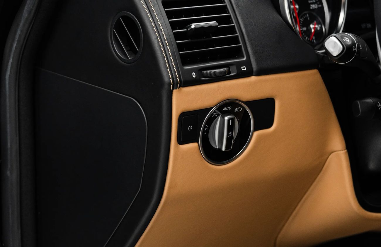 Mercedes Maybach G 650 6.0L V12 Biturbo Engine