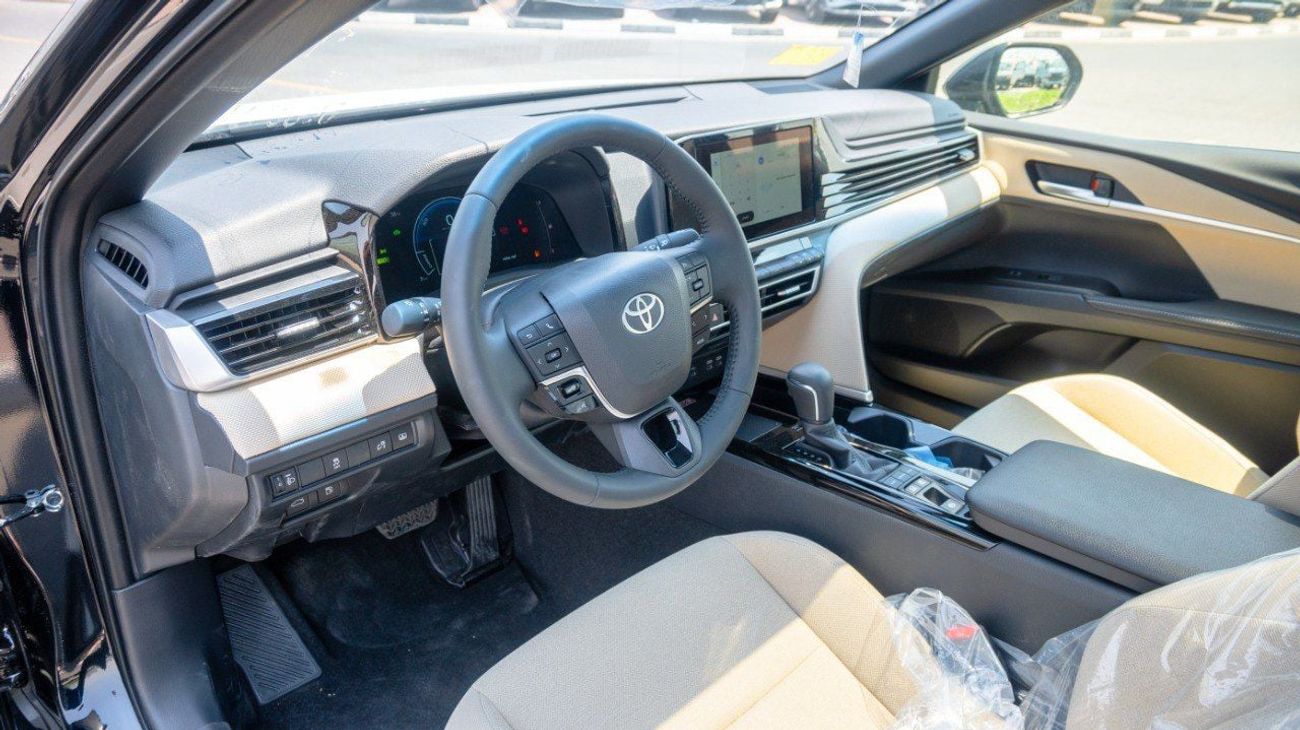 تويوتا كامري Toyota Camry LE 2025 2.5L Hybrid