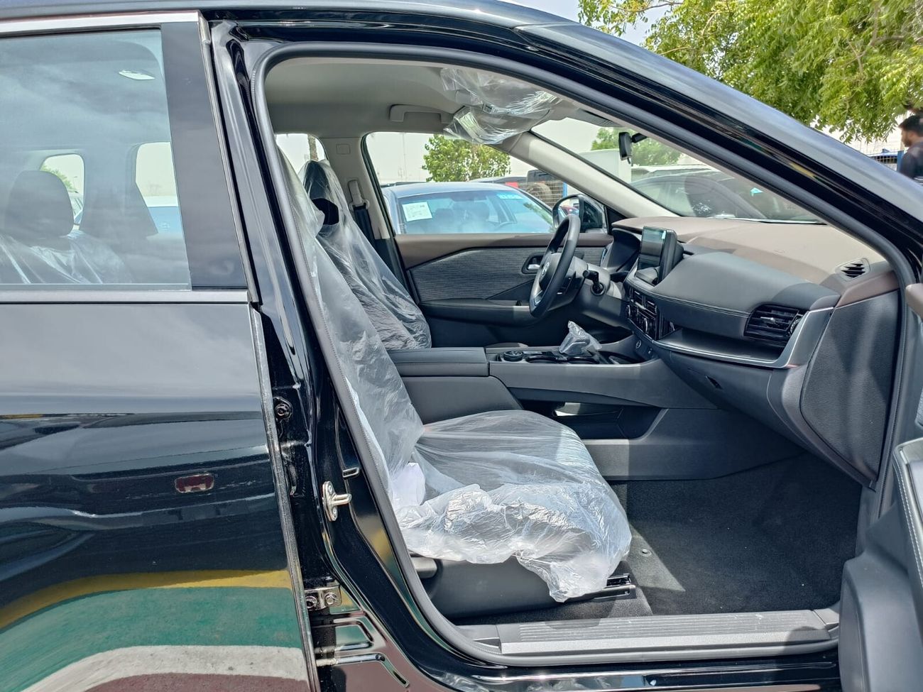 نيسان إكس تريل S, 2.5L PETROL / PUSH START / DVD+CAMERA / 4WD (CODE # 67753)