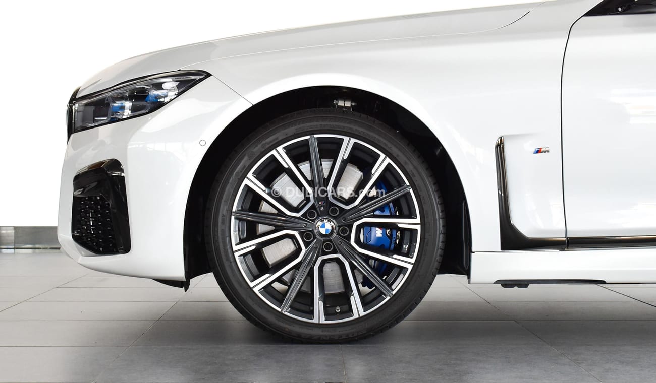 BMW M760Li Li Masterclass with Package